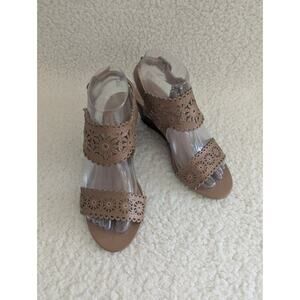 Silica 2 Wedge Sandal Tan Leather Ankle Strap‎ Stacked Heel Womens Sz 6.5